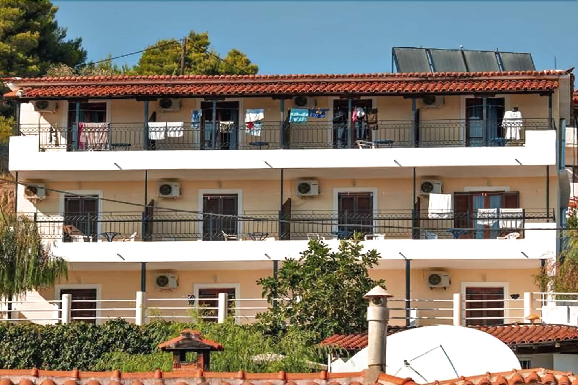 Hotel Christakis Studios Troulos Exteriör bild